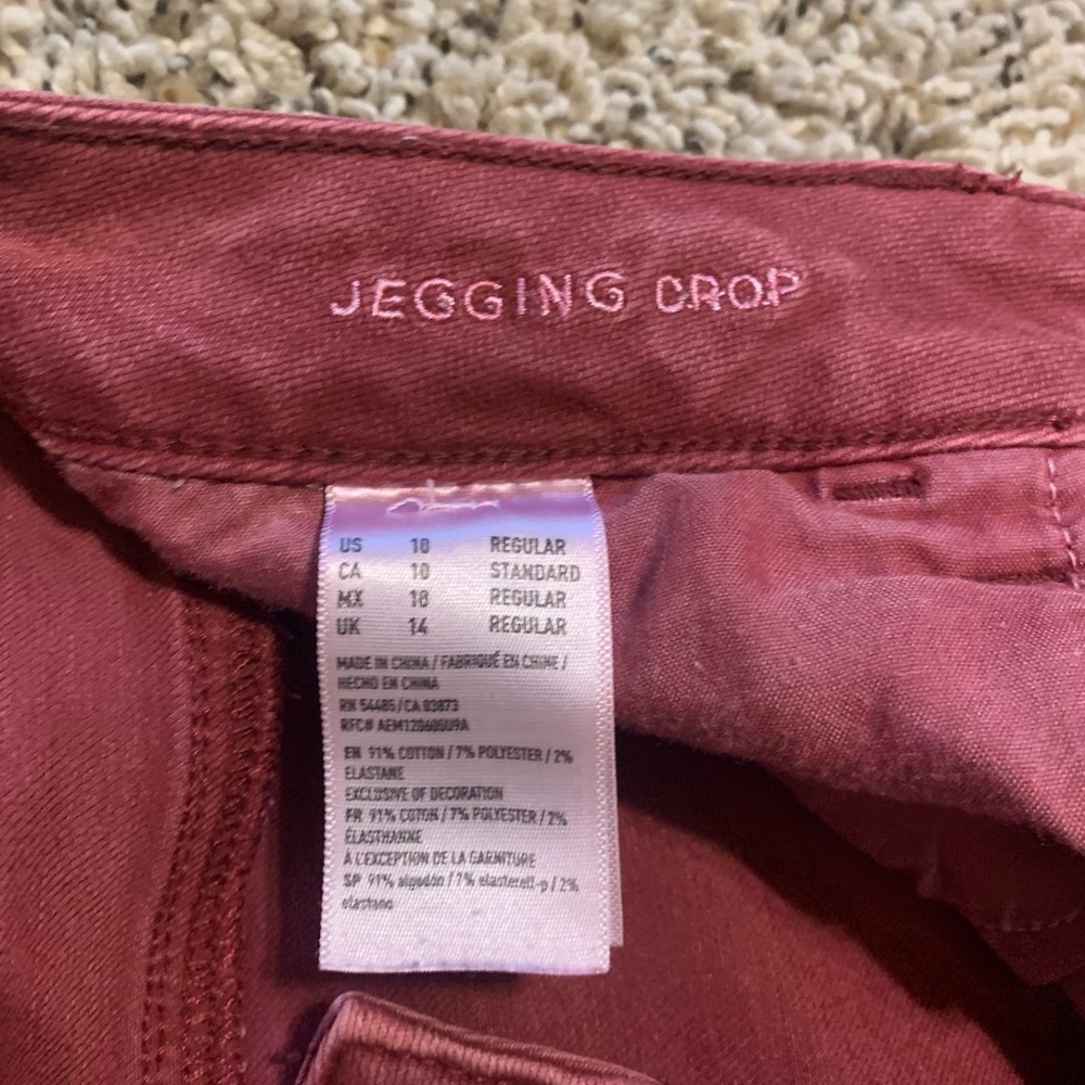 American Eagle Outfitters Women's Red Jeans - Picture 5 of 5